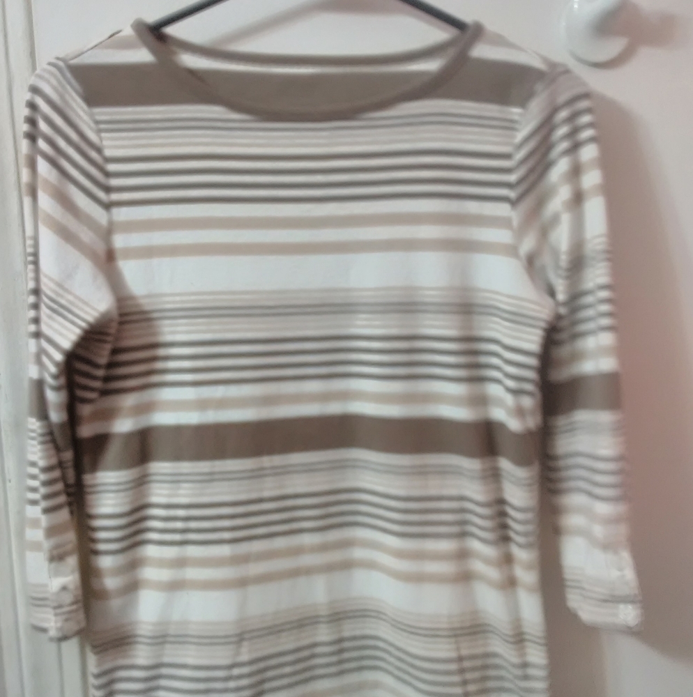 Hastings and Smith brown and white striped pullove